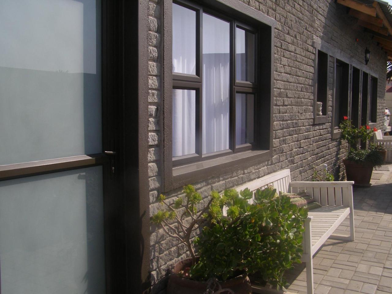 La Casetta Bed & Breakfast Swakopmund Exterior photo